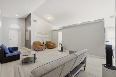 Villa ou maison à louer à Davenport, Floride: 3 chambres, 155.52 m2 № 2148713 - photo 8