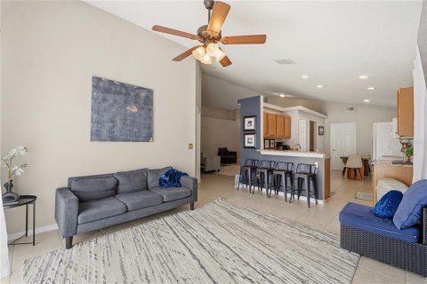 Villa ou maison à louer à Davenport, Floride: 3 chambres, 155.52 m2 № 2148713 - photo 6