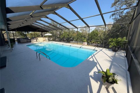 House in Spring Hill, Florida 5 bedrooms, 163.69 sq.m. № 2135393 - photo 25