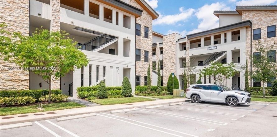Condo à Doral, Floride, 2 chambres № 1874253