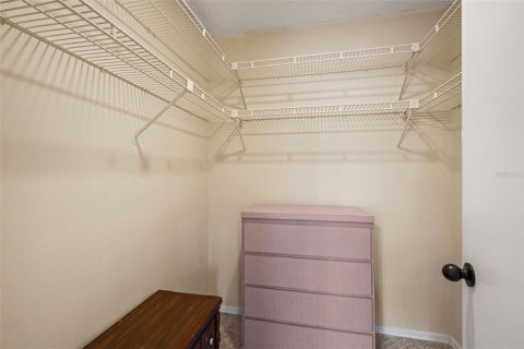 Condo in New Port Richey, Florida, 2 bedrooms № 2110113 - photo 21