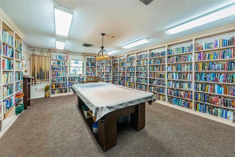 Condo in New Port Richey, Florida, 2 bedrooms № 2110113 - photo 29