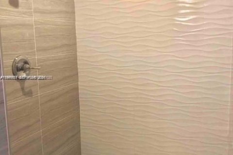 Casa en venta en Palmetto Bay, Florida, 4 dormitorios, 297.01 m2 № 2047421 - foto 14