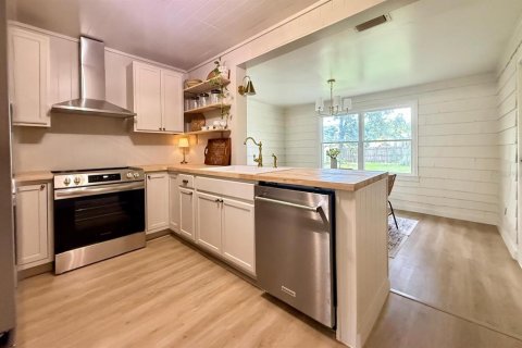 House in Largo, Florida 3 bedrooms, 114.08 sq.m. № 1851098 - photo 7