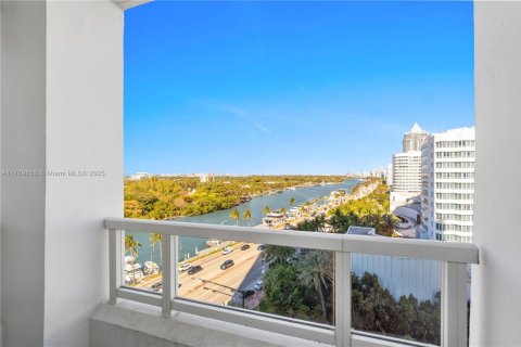 Copropriété à vendre à Miami Beach, Floride: 1 chambre, 99.03 m2 № 1978714 - photo 10