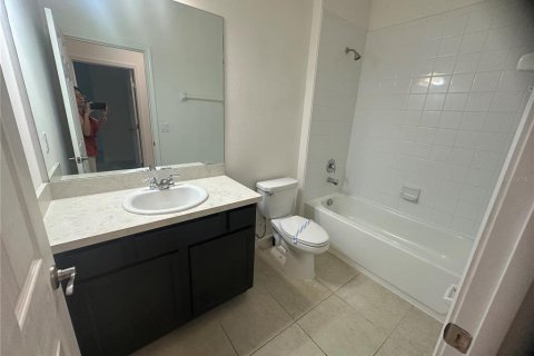 Villa ou maison à louer à Davenport, Floride: 5 chambres, 174.38 m2 № 2152351 - photo 10