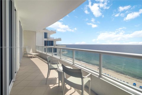 Condominio en venta en Fort Lauderdale, Florida, 1 dormitorio, 92.44 m2 № 1807834 - foto 22