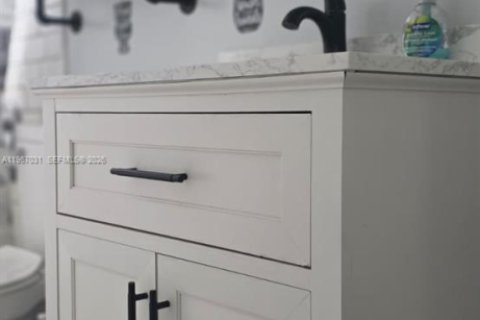 Casa en alquiler en Hollywood, Florida, 3 dormitorios, 112.41 m2 № 2029582 - foto 17