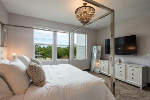 Adosado en alquiler en Saint Petersburg, Florida, 3 dormitorios, 169.92 m2 № 2143006 - foto 17