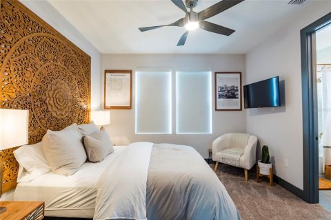 Adosado en alquiler en Saint Petersburg, Florida, 3 dormitorios, 169.92 m2 № 2143006 - foto 23