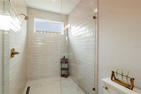 Adosado en alquiler en Saint Petersburg, Florida, 3 dormitorios, 169.92 m2 № 2143006 - foto 20