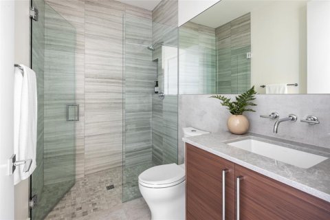 Copropriété à vendre à Sarasota, Floride: 3 chambres, 226.59 m2 № 2151395 - photo 23