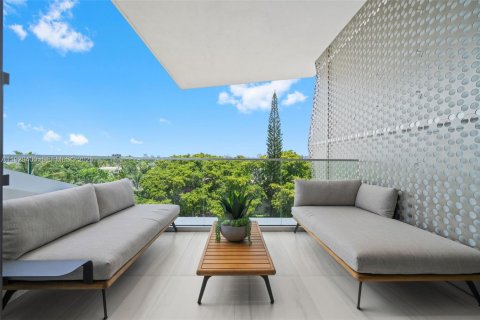 Propiedad comercial en venta en Miami Beach, Florida, 559.27 m2 № 2269848 - foto 5