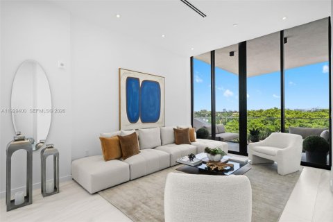 Propiedad comercial en venta en Miami Beach, Florida, 559.27 m2 № 2269848 - foto 8