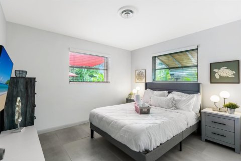 House in Wilton Manors, Florida 2 bedrooms, 108.14 sq.m. № 2247097 - photo 18