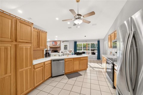 Villa ou maison à vendre à Ocala, Floride: 4 chambres, 268.86 m2 № 2422815 - photo 15