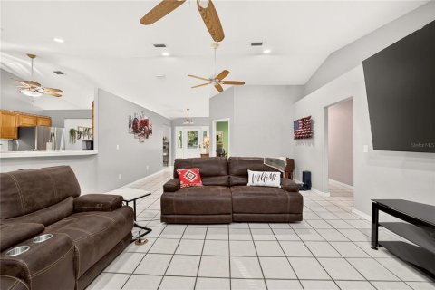 Villa ou maison à vendre à Ocala, Floride: 4 chambres, 268.86 m2 № 2422815 - photo 12