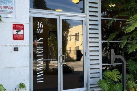 Купить кондоминиум в Майами, Флорида 2 спальни, 91.23м2, № 2045871 - фото 12