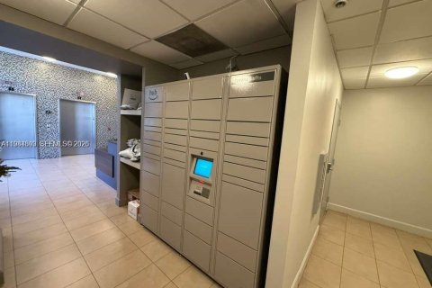 Купить кондоминиум в Майами, Флорида 2 спальни, 91.23м2, № 2045871 - фото 13