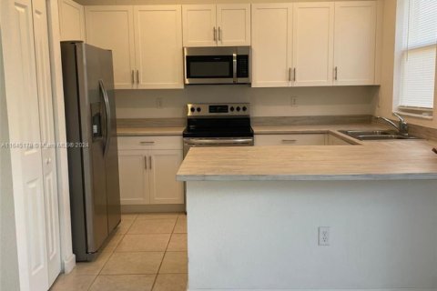 Adosado en venta en Homestead, Florida, 3 dormitorios, 137.77 m2 № 1881950 - foto 7
