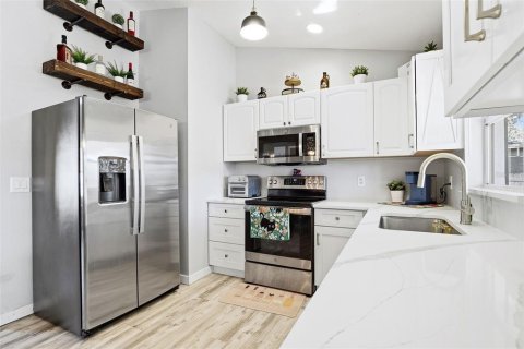 Villa ou maison à vendre à Bradenton, Floride: 3 chambres, 121.61 m2 № 2093927 - photo 14