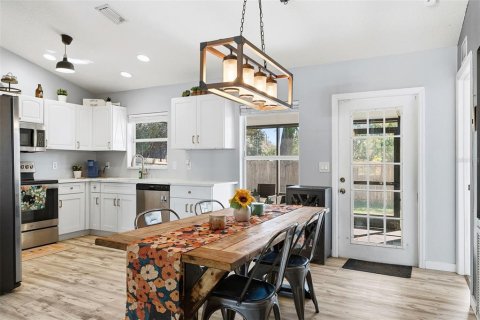 Villa ou maison à vendre à Bradenton, Floride: 3 chambres, 121.61 m2 № 2093927 - photo 9