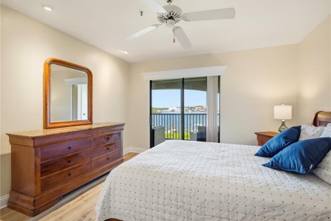 Condo in New Smyrna Beach, Florida, 2 bedrooms № 2227750 - photo 30