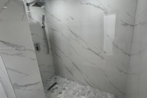 Villa ou maison à vendre à Opa-locka, Floride: 3 chambres, 90.3 m2 № 2030199 - photo 5