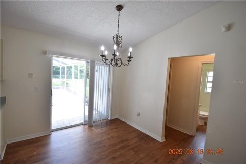 Casa en alquiler en Zephyrhills, Florida, 3 dormitorios, 102.56 m2 № 1915593 - foto 7