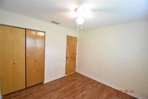 Casa en alquiler en Zephyrhills, Florida, 3 dormitorios, 102.56 m2 № 1915593 - foto 25