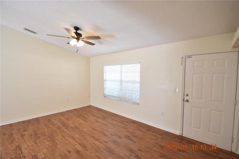 Casa en alquiler en Zephyrhills, Florida, 3 dormitorios, 102.56 m2 № 1915593 - foto 4