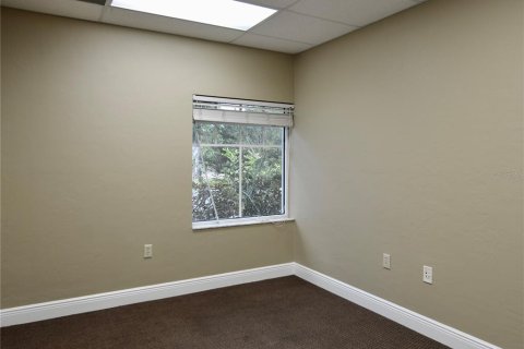 Propiedad comercial en alquiler en Port Charlotte, Florida, 120.4 m2 № 1542685 - foto 19
