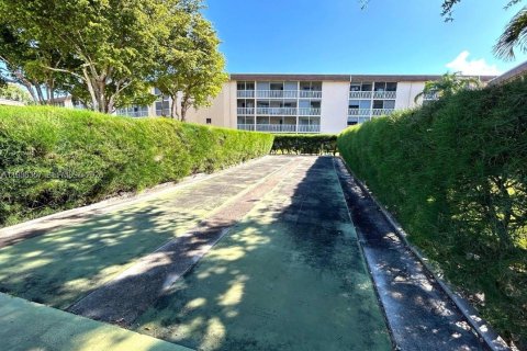 Купить кондоминиум в Палм Спрингс, Флорида 1 спальня, 60.39м2, № 2051979 - фото 13