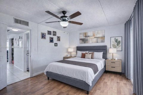 Купить кондоминиум в Палм Спрингс, Флорида 1 спальня, 60.39м2, № 2051979 - фото 7