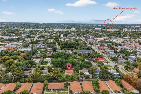 Terreno en venta en Hollywood, Florida № 2059595 - foto 4