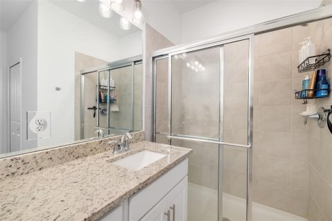 Townhouse in Bradenton, Florida 3 bedrooms, 178.84 sq.m. № 2202631 - photo 21