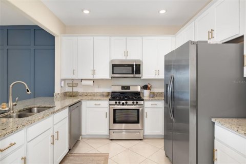Townhouse in Bradenton, Florida 3 bedrooms, 178.84 sq.m. № 2202631 - photo 11