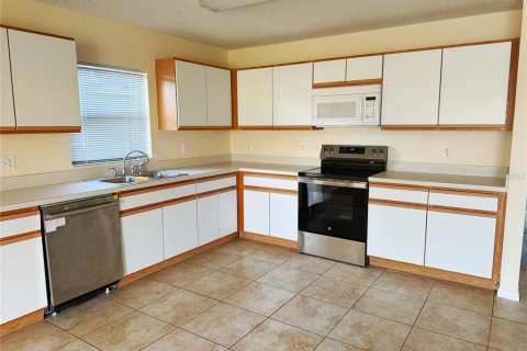 Casa en venta en Orlando, Florida, 4 dormitorios, 179.21 m2 № 1849904 - foto 6