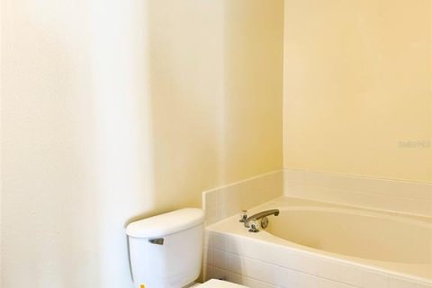 Casa en venta en Orlando, Florida, 4 dormitorios, 179.21 m2 № 1849904 - foto 10