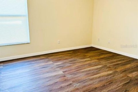 Casa en venta en Orlando, Florida, 4 dormitorios, 179.21 m2 № 1849904 - foto 15