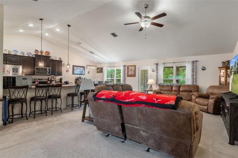 House in Homosassa, Florida 4 bedrooms, 237.27 sq.m. № 2238208 - photo 12