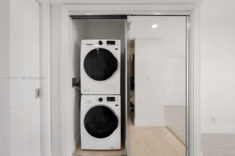 Copropriété à vendre à North Bay Village, Floride: 2 chambres, 95.69 m2 № 2029517 - photo 23