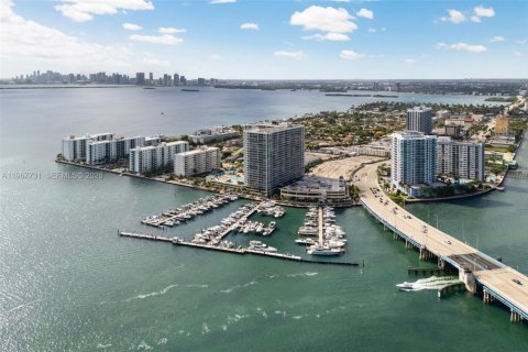 Copropriété à vendre à North Bay Village, Floride: 2 chambres, 95.69 m2 № 2029517 - photo 29