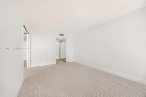 Copropriété à vendre à North Bay Village, Floride: 2 chambres, 95.69 m2 № 2029517 - photo 18