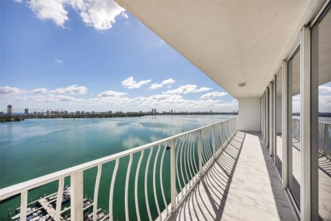 Copropriété à vendre à North Bay Village, Floride: 2 chambres, 95.69 m2 № 2029517 - photo 24
