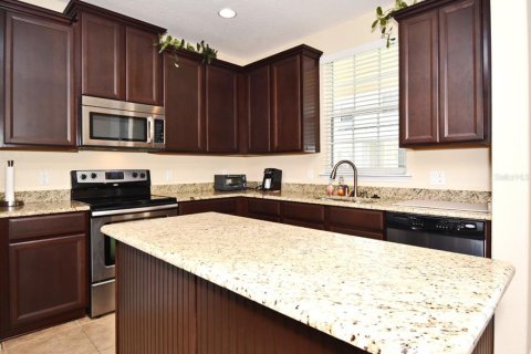 Touwnhouse à vendre à Orlando, Floride: 3 chambres, 177.44 m2 № 1886369 - photo 11