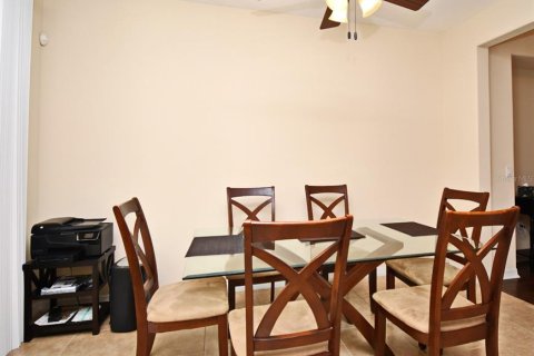 Touwnhouse à vendre à Orlando, Floride: 3 chambres, 177.44 m2 № 1886369 - photo 17