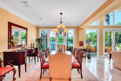 Villa ou maison à vendre à Key Biscayne, Floride: 7 chambres, 603.59 m2 № 1969070 - photo 25