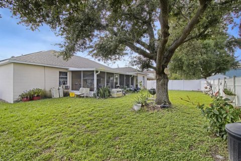 Villa ou maison à vendre à Poinciana, Floride: 3 chambres, 164.25 m2 № 2390886 - photo 26