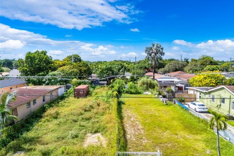 Land in Miami, Florida № 1973700 - photo 11